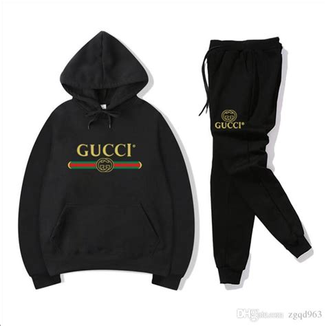 trajes deportivos gucci